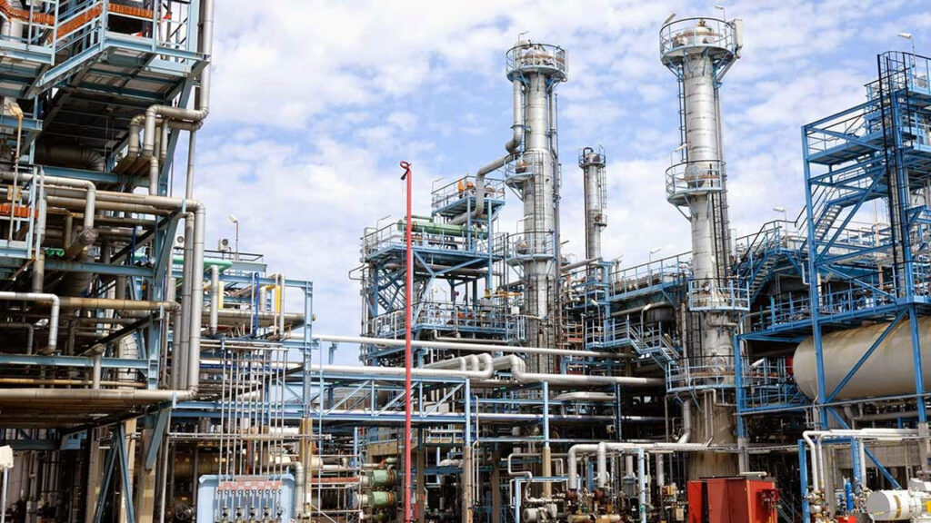 FGN Kicks Off Crude Oil Sales to Local Refineries in Naira