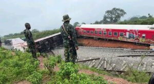 Kaduna Train Derails