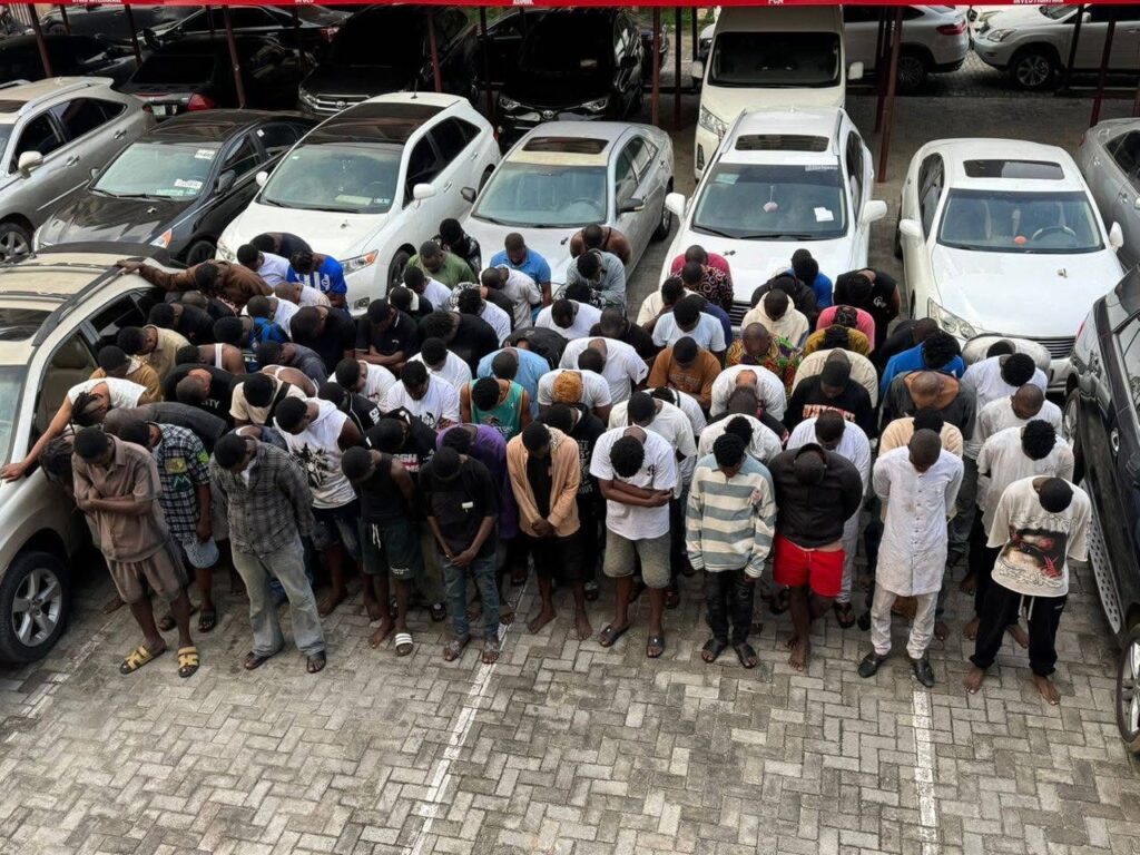 EFCC arrests 93 fraudsters