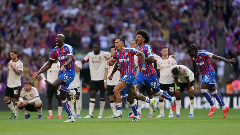 Crystal Palace win Community Shield