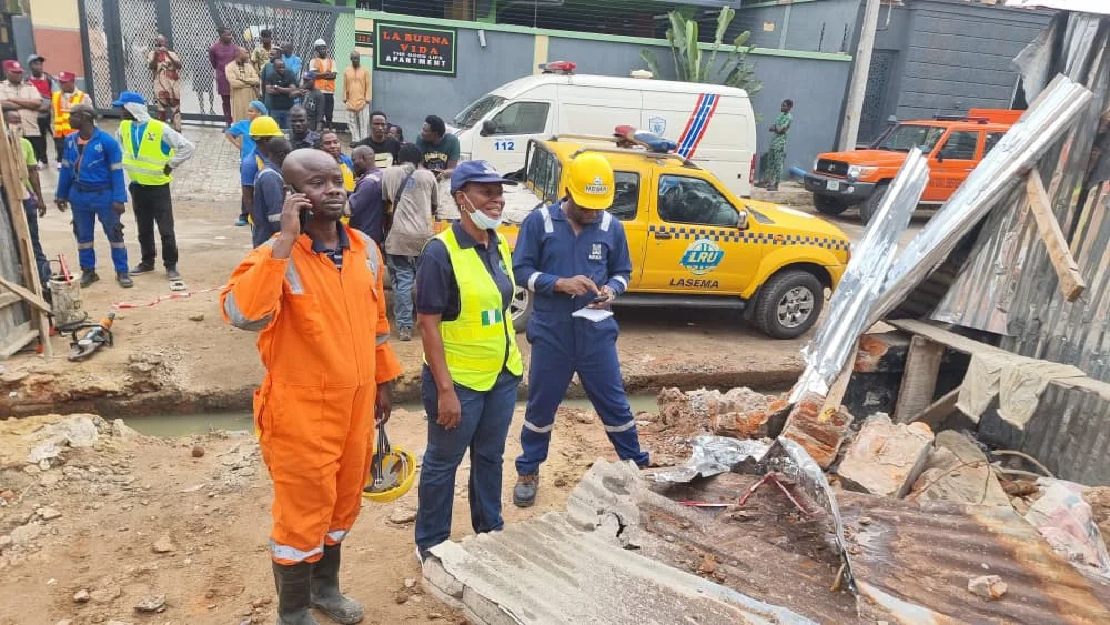 Yaba building collapses